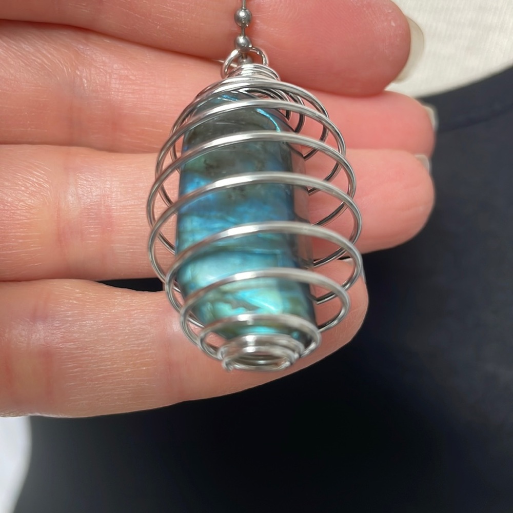 Labradorite Cage Charm Necklace (7)